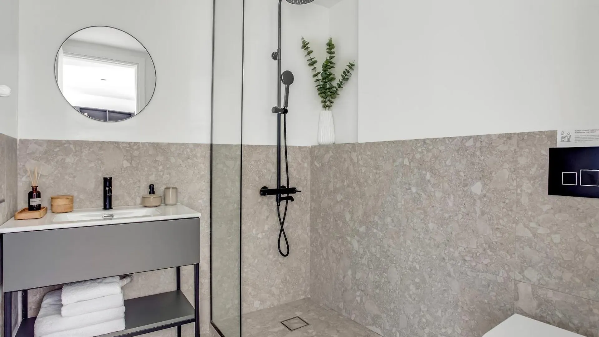 Sanders Arch Thessaloniki Apartman