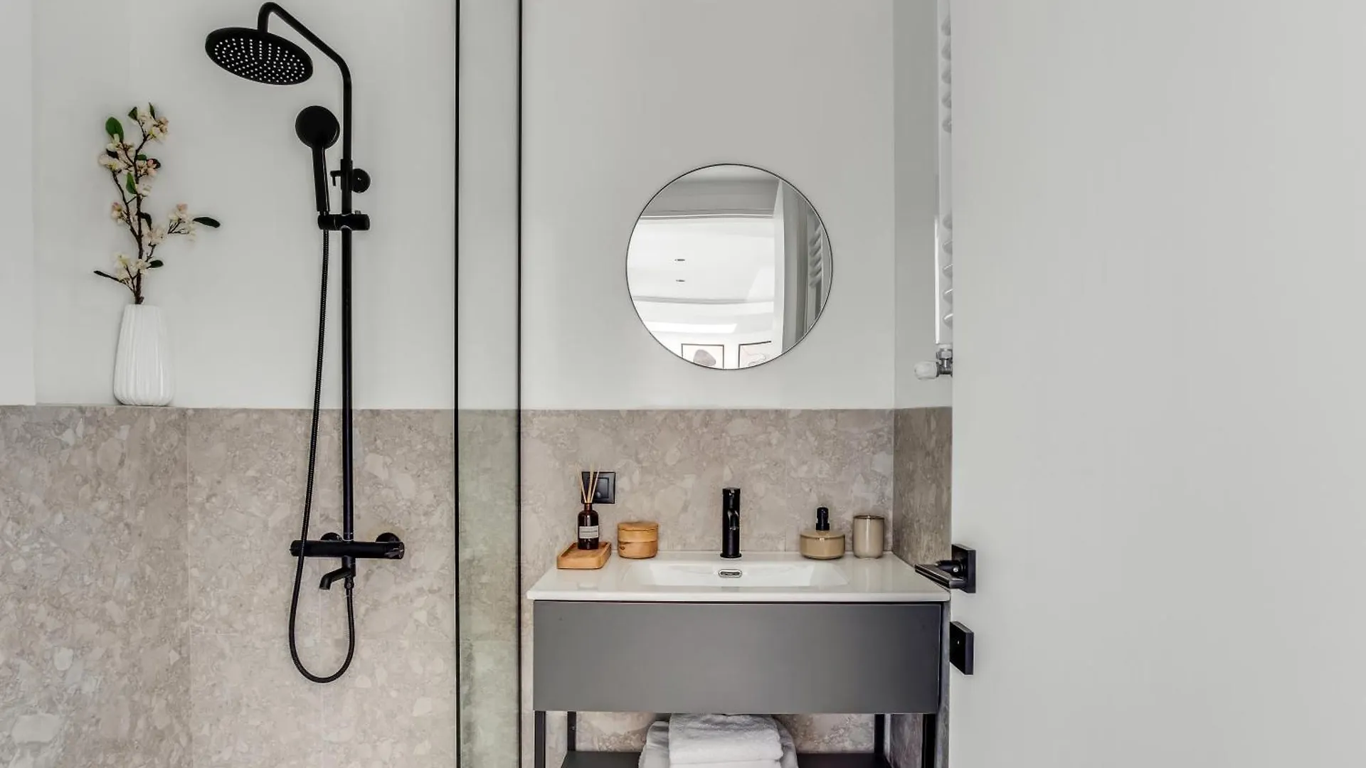 Sanders Arch Thessaloniki Apartman